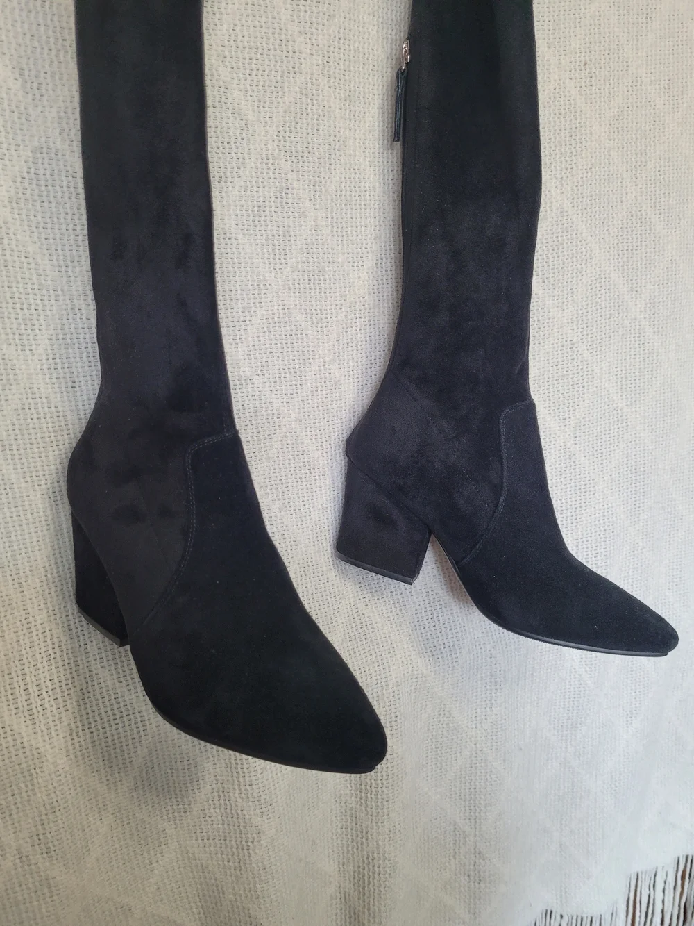 Vero Cuoio Chic Black Suede Over-the-Knee Boots – (Size 240 / US 7–7.5